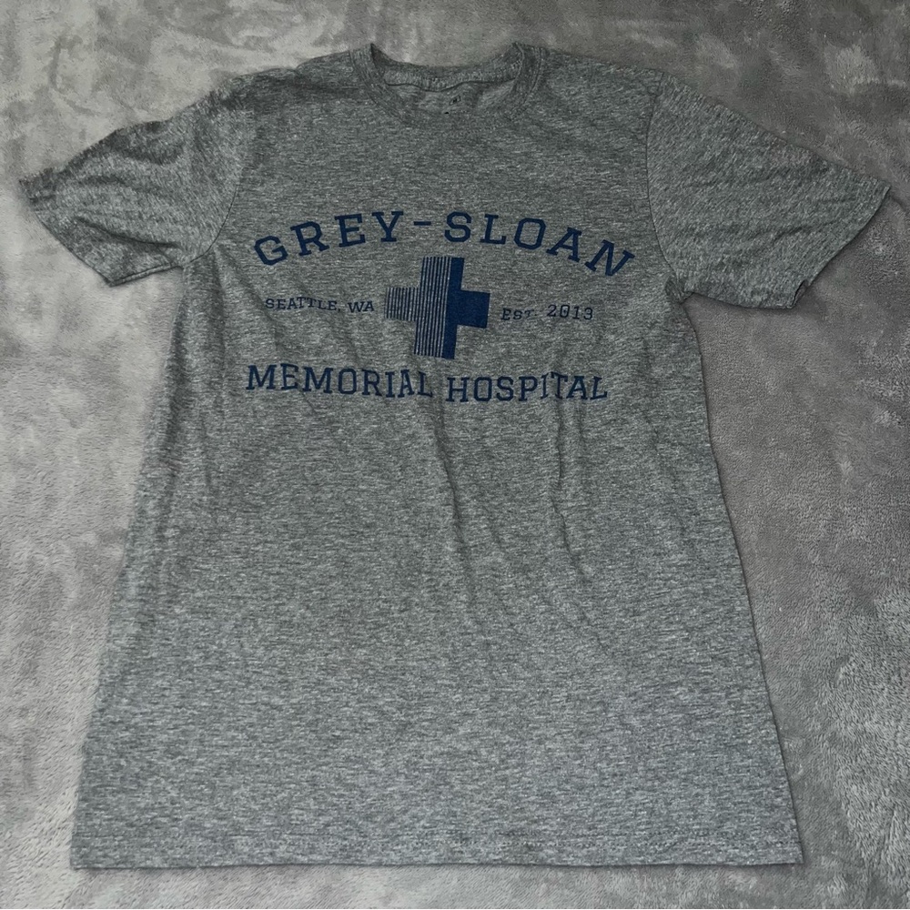 Grey’s Anatomy Grey Sloan Memorial Hospital Shirt